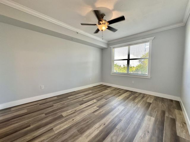 27 Royal Palm Way 406, Boca Raton, FL 33432