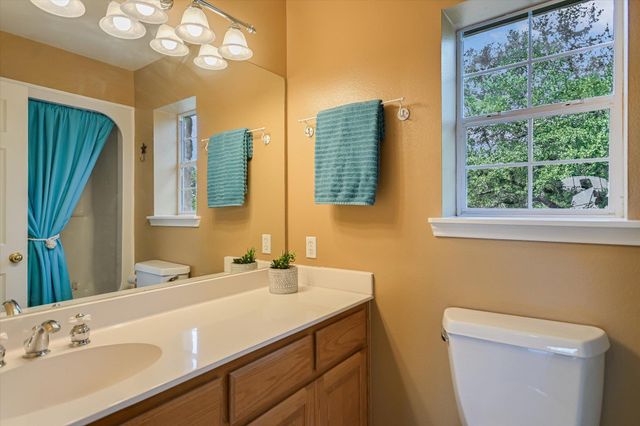 401 N RAINBOW RANCH RD, Wimberley, TX 78676