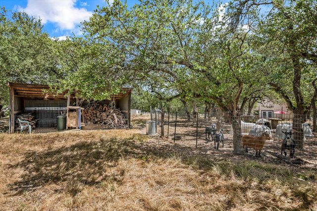 401 N RAINBOW RANCH RD, Wimberley, TX 78676