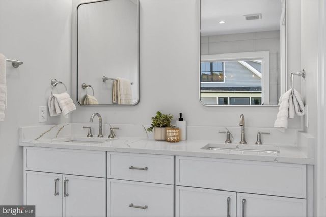 9906 EDWARD AVE, Bethesda, MD 20814