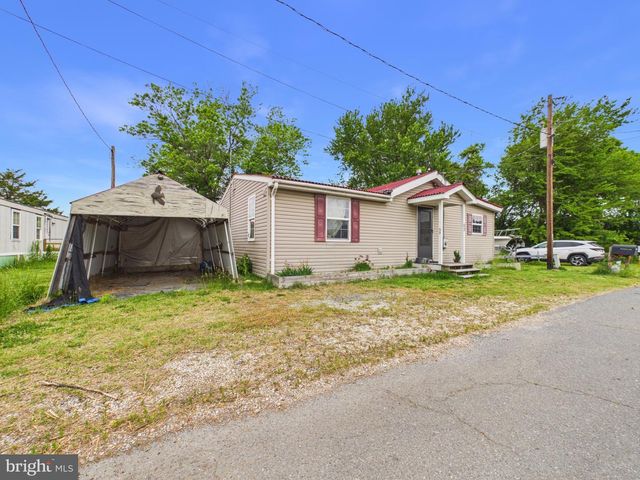 63 NORTH AVE, Smyrna, DE 19977