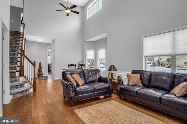 8 GLENN VW, Carlisle, PA 17013