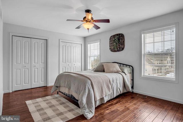 8 GLENN VW, Carlisle, PA 17013