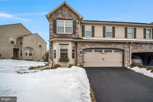 8 GLENN VW, Carlisle, PA 17013