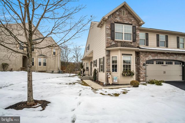 8 GLENN VW, Carlisle, PA 17013