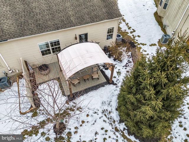 8 GLENN VW, Carlisle, PA 17013