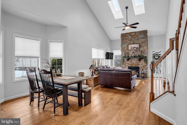 8 GLENN VW, Carlisle, PA 17013