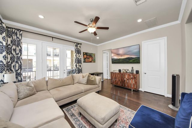 1407 Adell Rose Lane, Houston, TX 77043