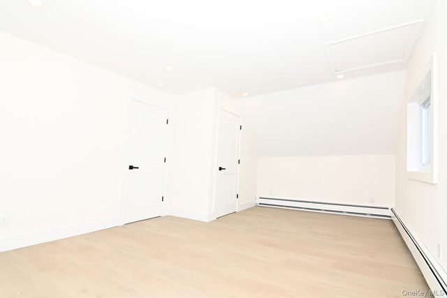 15 Bond Lane, Hicksville, NY 11801