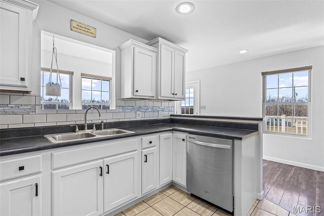 110 Crossover Ridge Road, Fredericktown, MO 63645