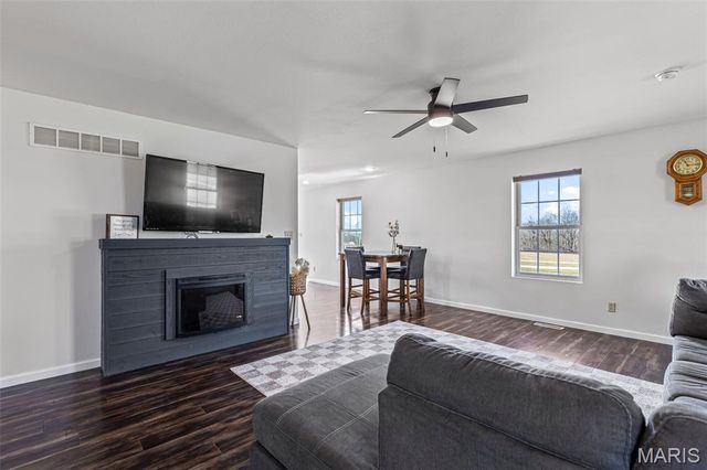 110 Crossover Ridge Road, Fredericktown, MO 63645