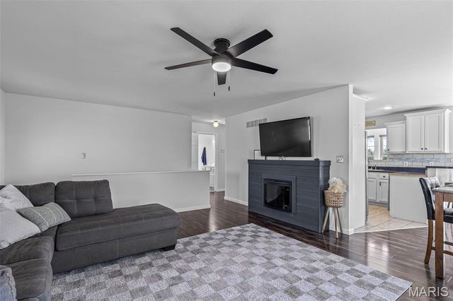 110 Crossover Ridge Road, Fredericktown, MO 63645