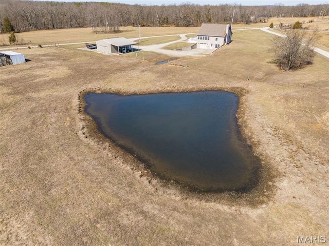 110 Crossover Ridge Road, Fredericktown, MO 63645