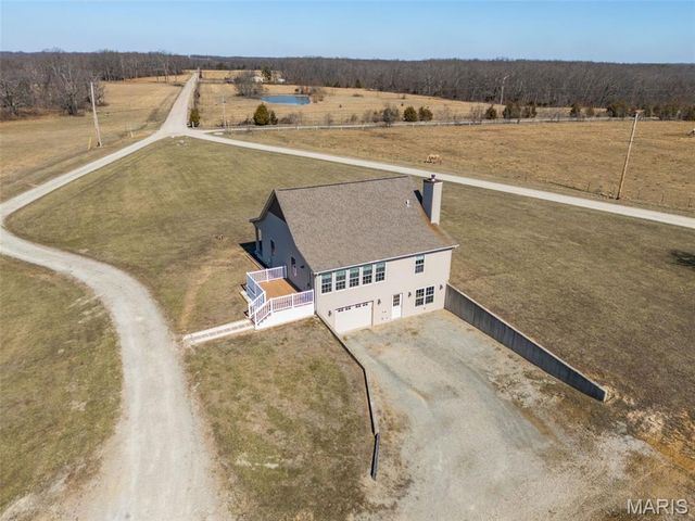 110 Crossover Ridge Road, Fredericktown, MO 63645