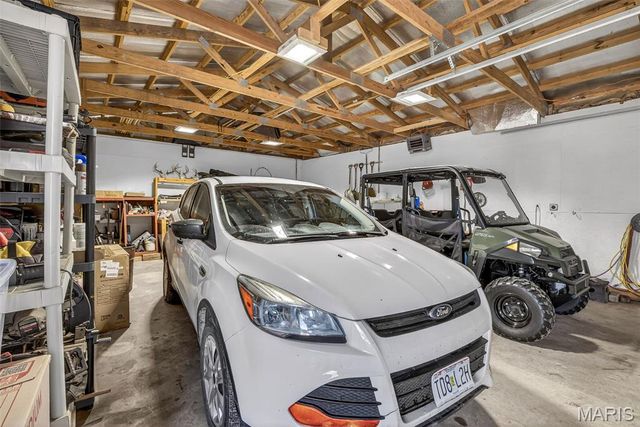 110 Crossover Ridge Road, Fredericktown, MO 63645