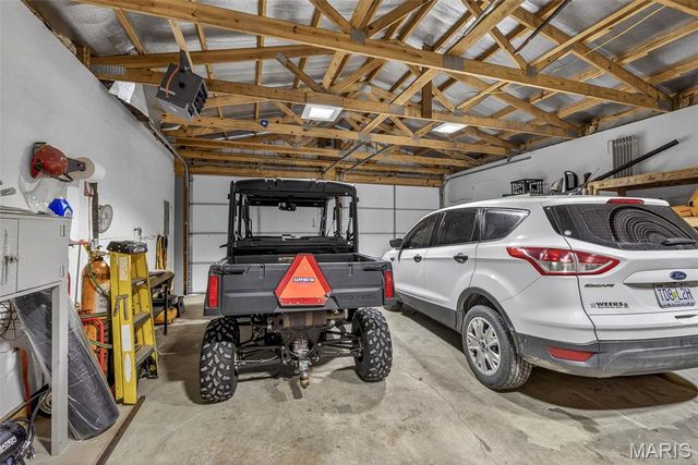 110 Crossover Ridge Road, Fredericktown, MO 63645