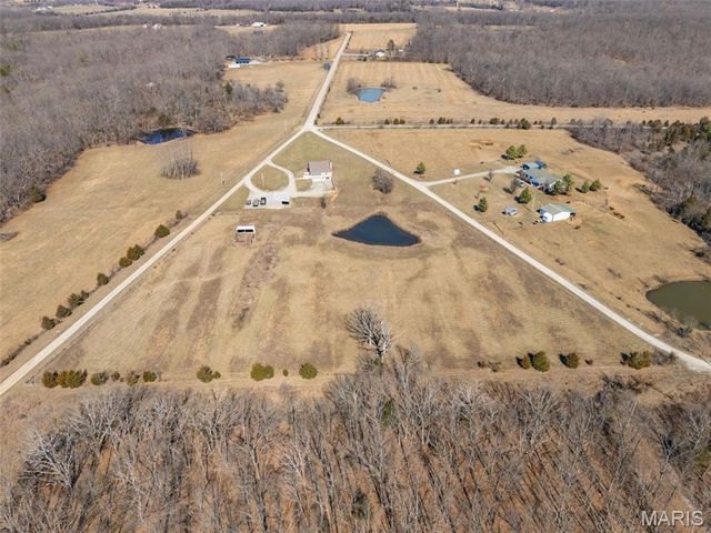 110 Crossover Ridge Road, Fredericktown, MO 63645