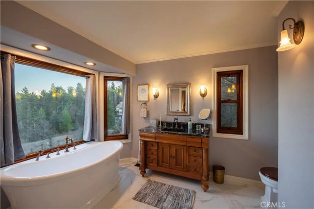 26335 Walnut Hills Drive, Lake Arrowhead, CA 92352