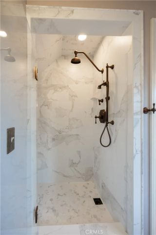 26335 Walnut Hills Drive, Lake Arrowhead, CA 92352