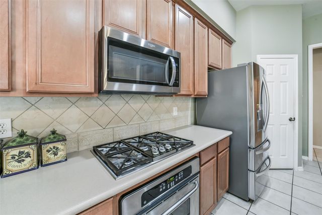 2612 Sun Flare Lane, Pearland, TX 77584