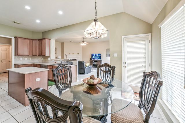 2612 Sun Flare Lane, Pearland, TX 77584