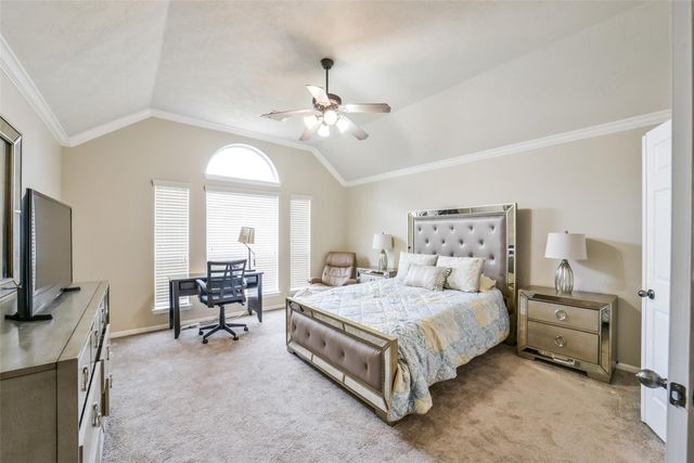 2612 Sun Flare Lane, Pearland, TX 77584