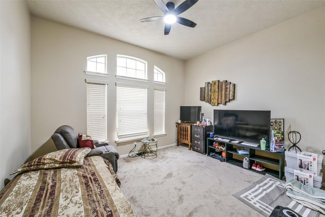 2612 Sun Flare Lane, Pearland, TX 77584