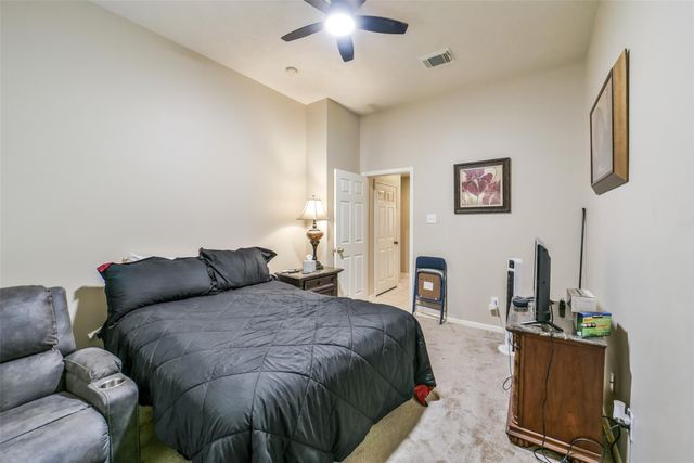 2612 Sun Flare Lane, Pearland, TX 77584