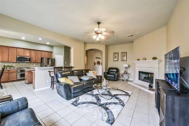 2612 Sun Flare Lane, Pearland, TX 77584