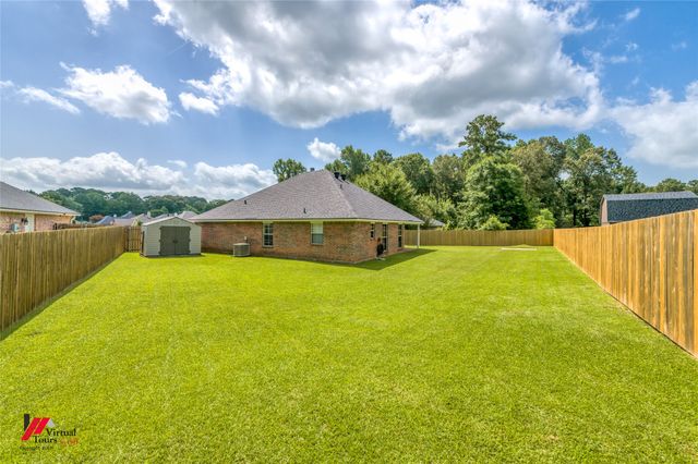 141 Satinwood Cir, Haughton, LA 71037