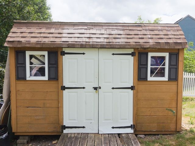 22 Haven Hill Road, Rutland, MA 01543