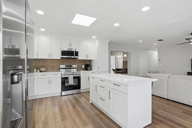 6145 MARY LYNN COURT, Orlando, FL 32807