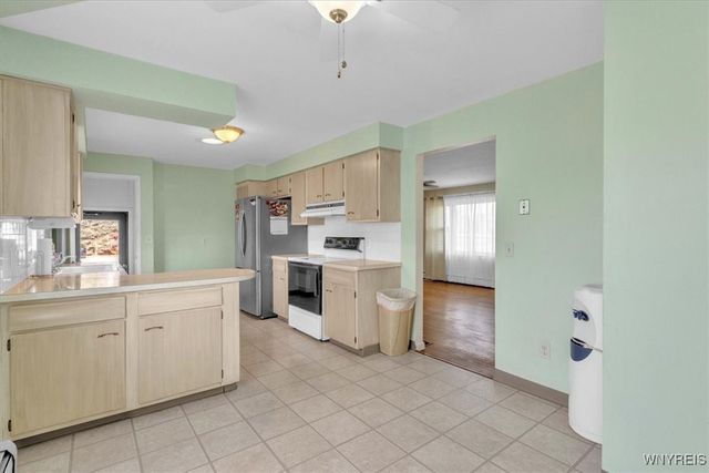 4567 Beach Ridge Road, Pendleton, NY 14094