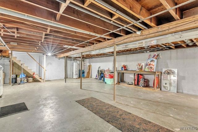 4567 Beach Ridge Road, Pendleton, NY 14094