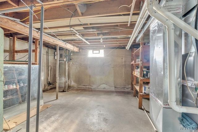 4567 Beach Ridge Road, Pendleton, NY 14094