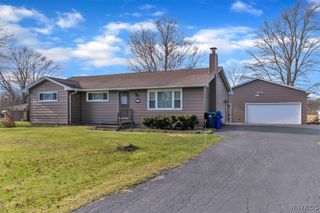 4567 Beach Ridge Road, Pendleton, NY 14094