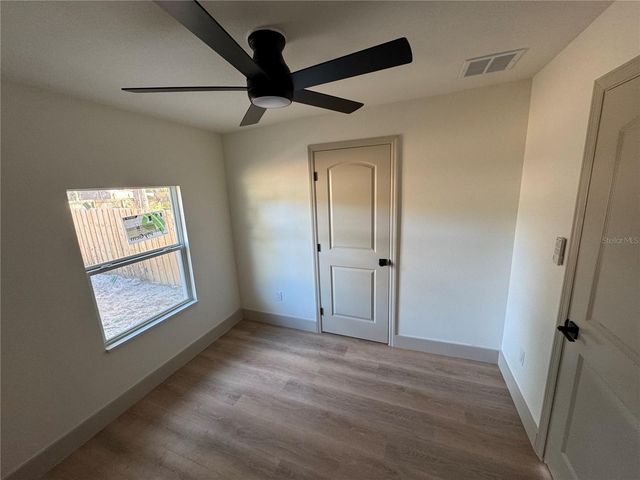 290 E MINNESOTA AVENUE, Orange City, FL 32763