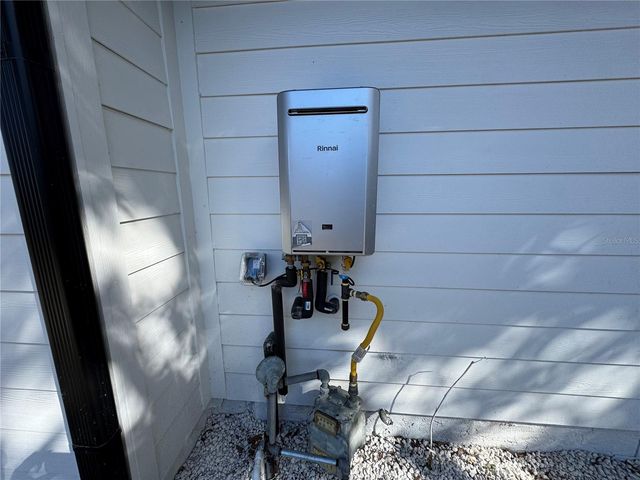 290 E MINNESOTA AVENUE, Orange City, FL 32763