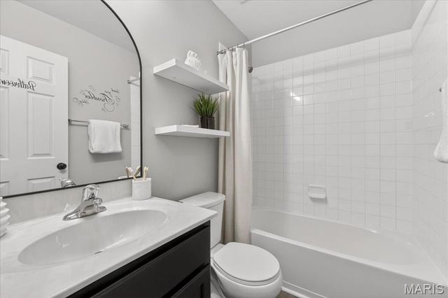 207 Bluestem Lane, O'fallon, MO 63366