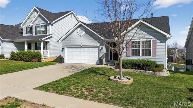 207 Bluestem Lane, O'fallon, MO 63366