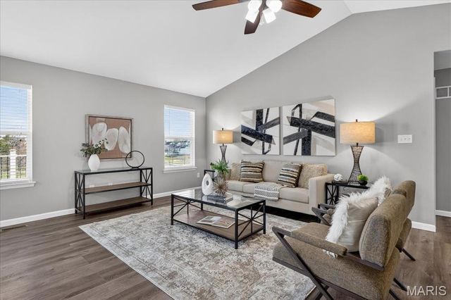 207 Bluestem Lane, O'fallon, MO 63366