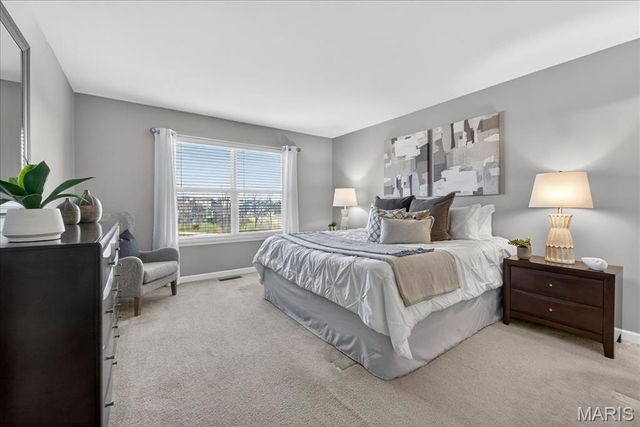 207 Bluestem Lane, O'fallon, MO 63366