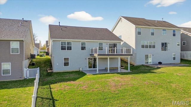 207 Bluestem Lane, O'fallon, MO 63366
