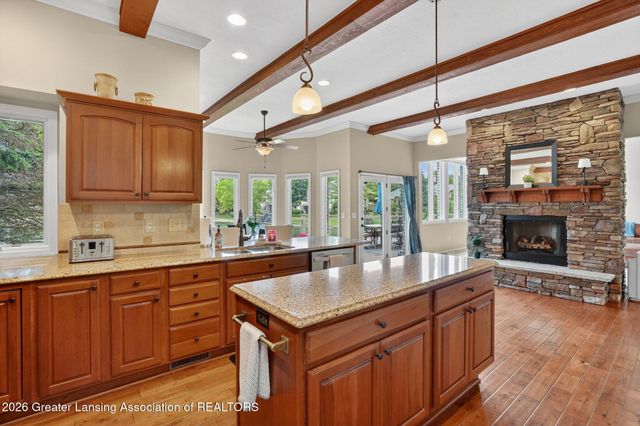 505 W Spring Meadows Lane, Dewitt, MI 48820