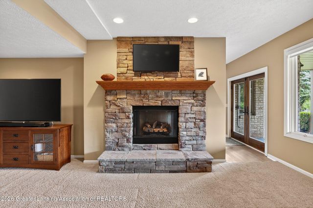 505 W Spring Meadows Lane, Dewitt, MI 48820