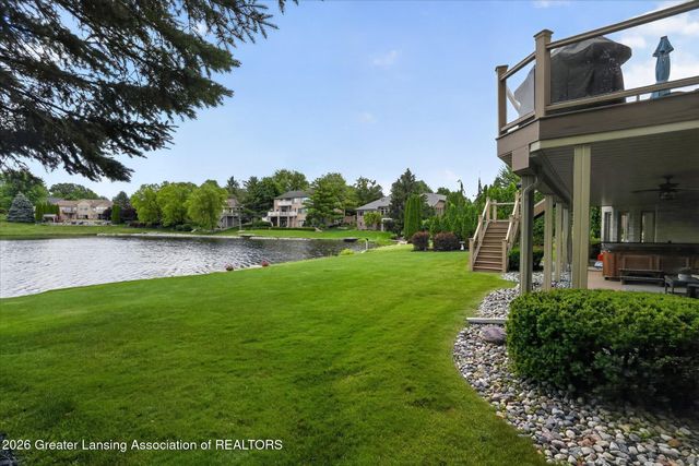 505 W Spring Meadows Lane, Dewitt, MI 48820