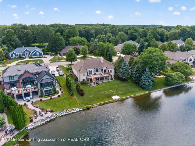 505 W Spring Meadows Lane, Dewitt, MI 48820