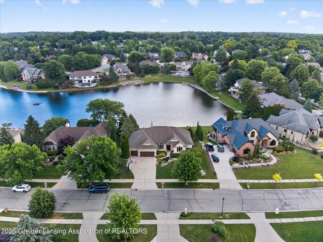505 W Spring Meadows Lane, Dewitt, MI 48820
