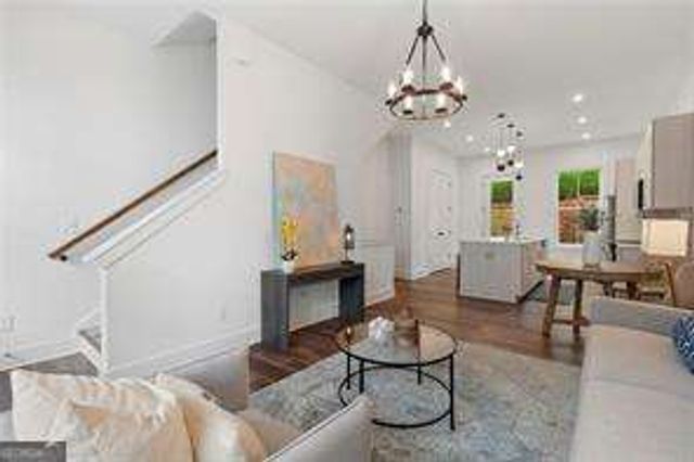 152 Color Circle, Atlanta, GA 30317