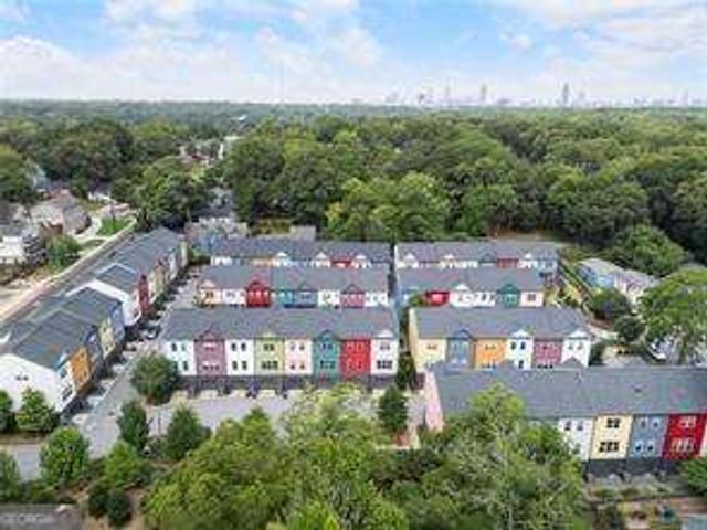 152 Color Circle, Atlanta, GA 30317